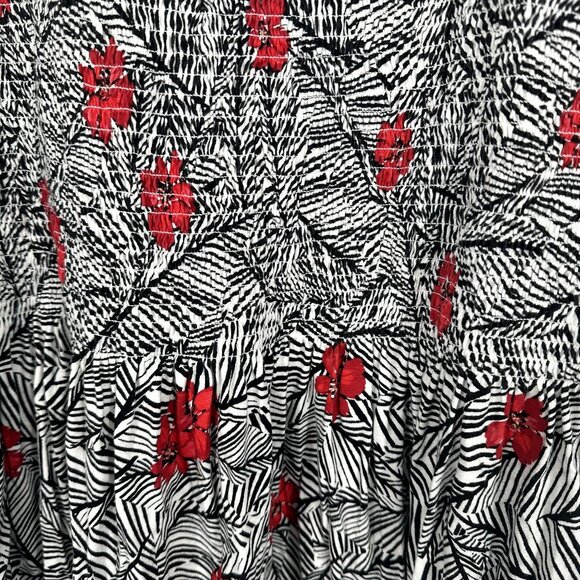 J.jill smocked tunic top 3/4 Sleeve black red floral print size Large - Picture 5 of 6